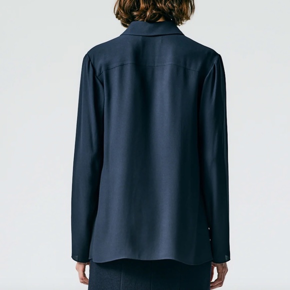 Feather Weight Eco Crepe Slim Shirt Midnight Navy, 8 - Picture 4 of 8